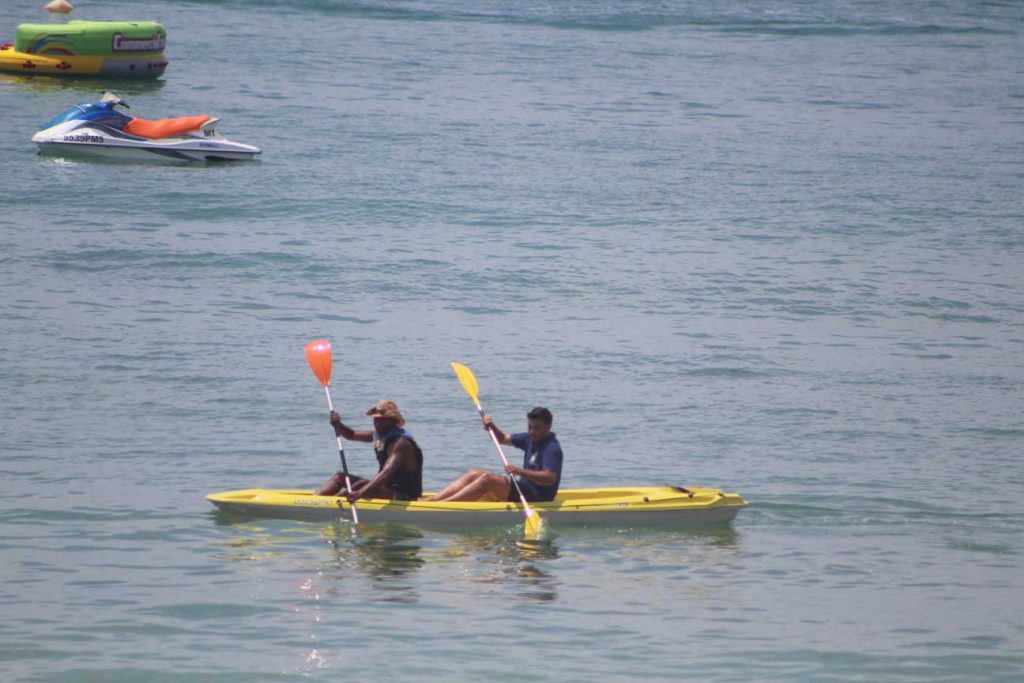 kayak2